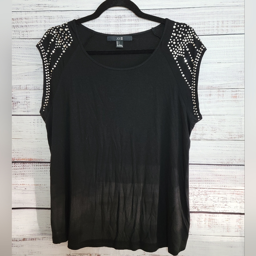 Forever 21 L Rinestone Cap Sleve Tee